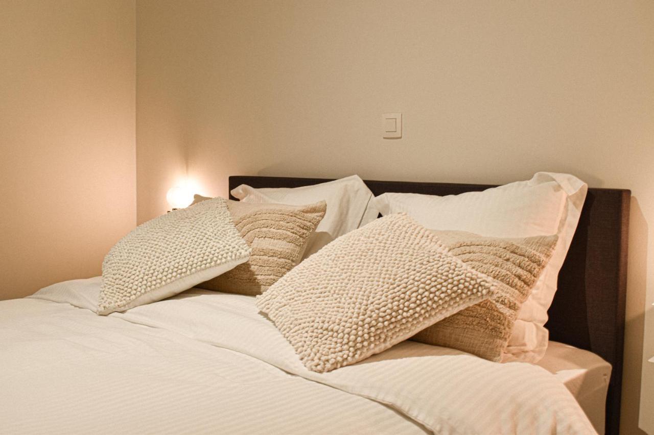 Miramar Residences - Luxurious Seaside Apartments บลังเคนเบอร์เก ภายนอก รูปภาพ