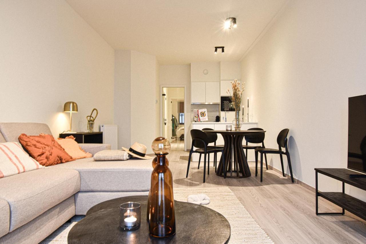 Miramar Residences - Luxurious Seaside Apartments บลังเคนเบอร์เก ภายนอก รูปภาพ